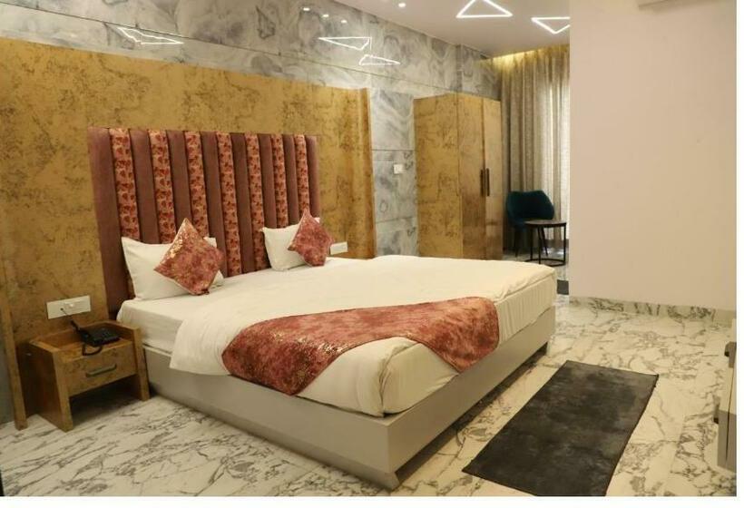 Номер Deluxe Кровать Кинг, Shree Darshnam