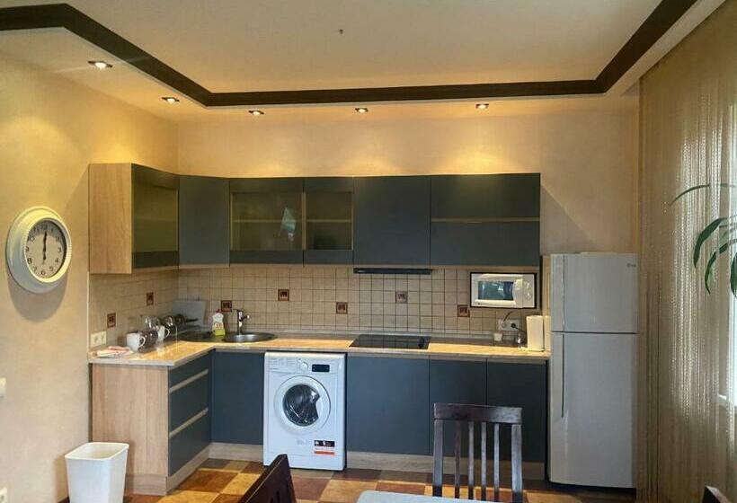 Appartement 2 Chambres, приватна садиба європа