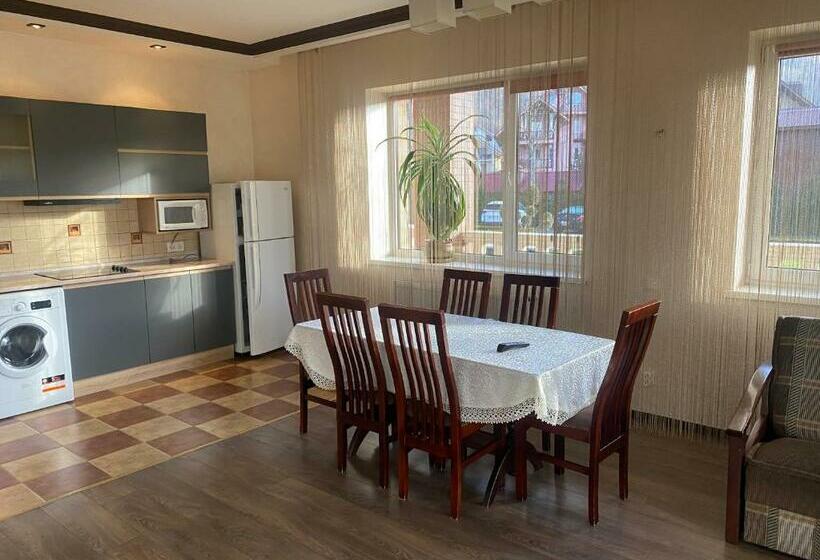 Appartement 2 Chambres, приватна садиба європа