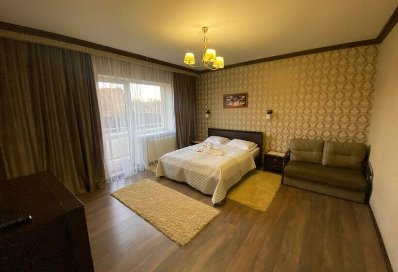 Appartement 2 Chambres, приватна садиба європа