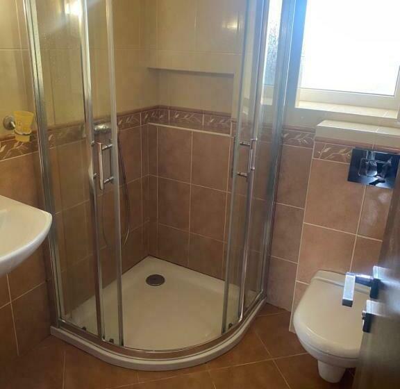 Appartement 2 Chambres, приватна садиба європа