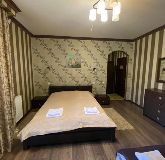 Chambre Quadruple Standard, приватна садиба європа