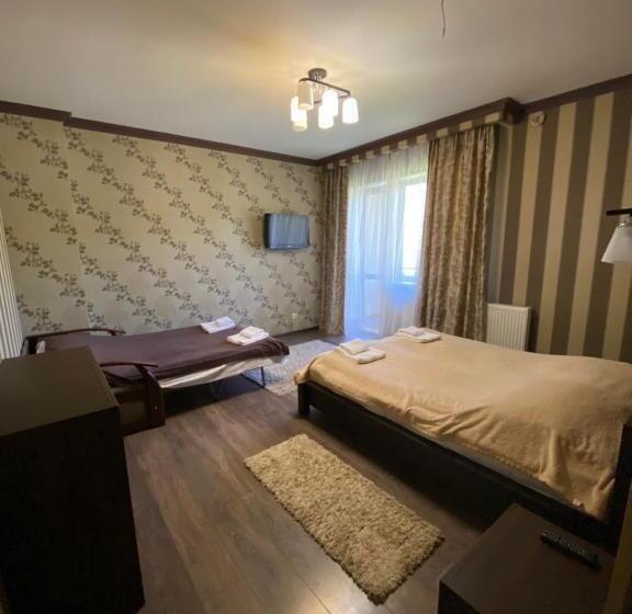 Chambre Quadruple Standard, приватна садиба європа