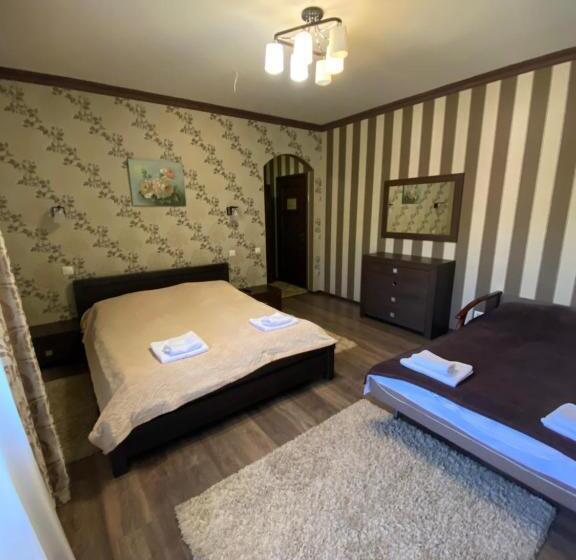 Chambre Quadruple Standard, приватна садиба європа