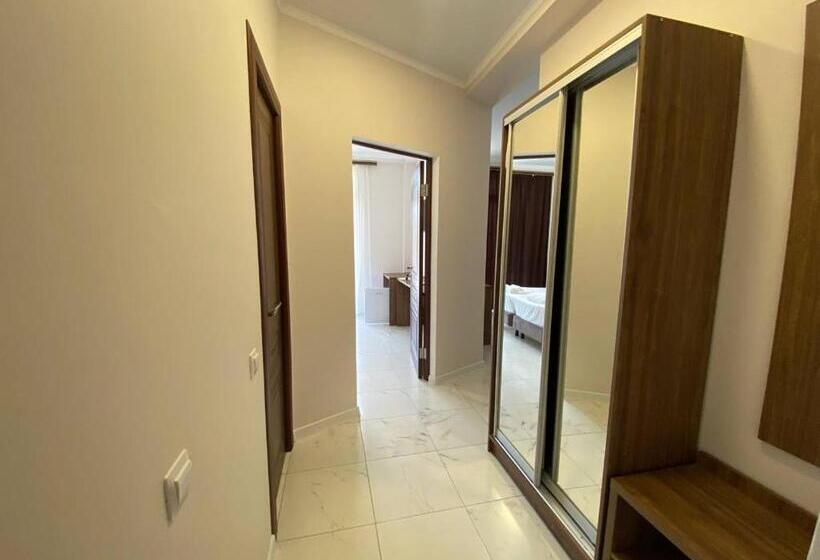 سوییت, бугенвиллея