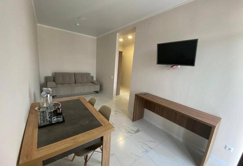 سوییت, бугенвиллея