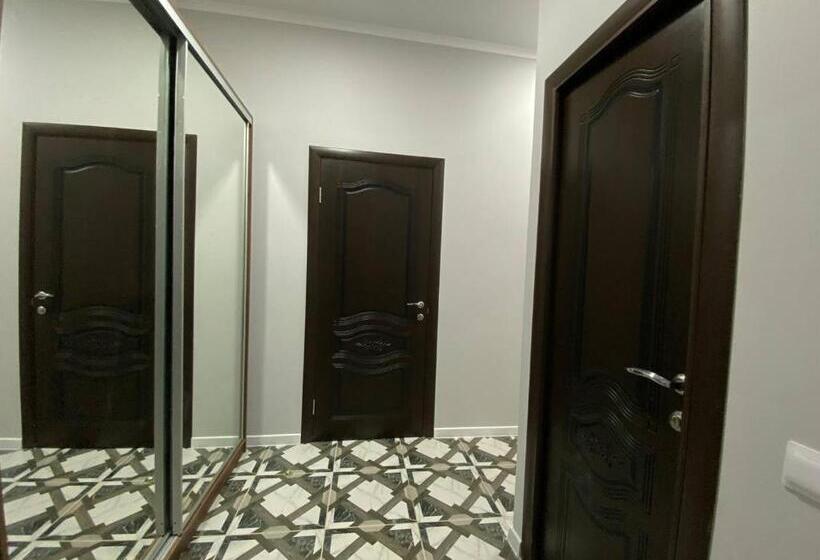 آپارتمان 1 خوابه, бугенвиллея