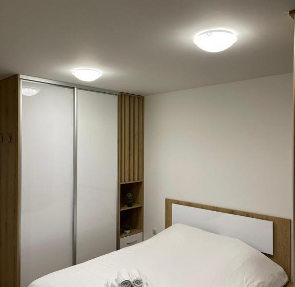 اتاق خانوادگی, Honey Valley Bjelašnica