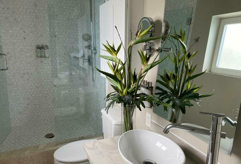 سوییت, Sunset Reef St. Kitts