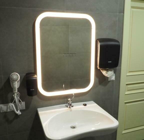 اتاق استاندارد, Svečių Namai žara