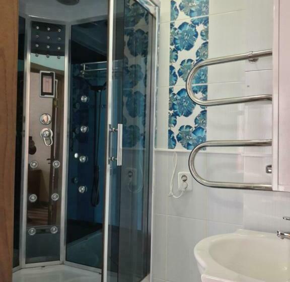 اتاق استاندارد, Kristall