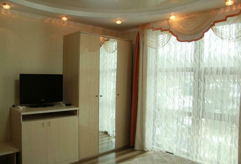 اتاق سوپریور, Kristall