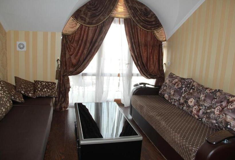 سوییت سوپریور, Kristall