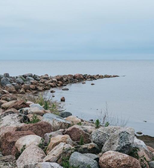 سوییت, Tulivee Villa