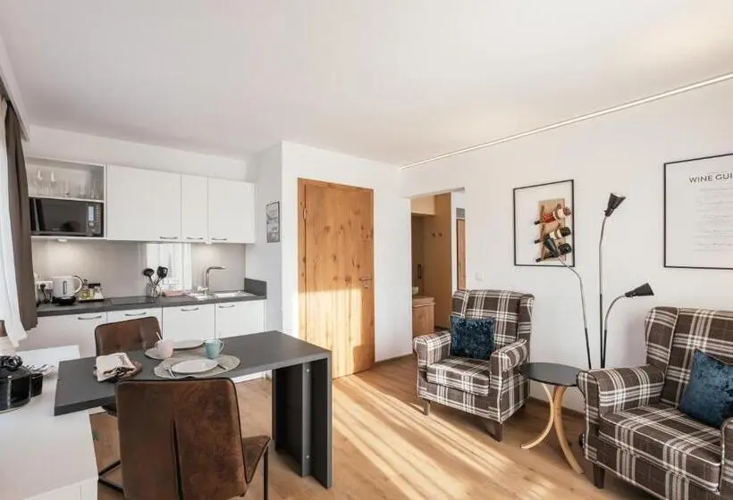 سوییت جونیور با بالکن, Viktorias Home Kufstein