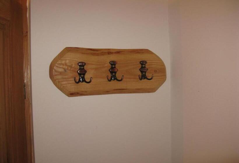 اتاق لوکس, Vodenica Lug