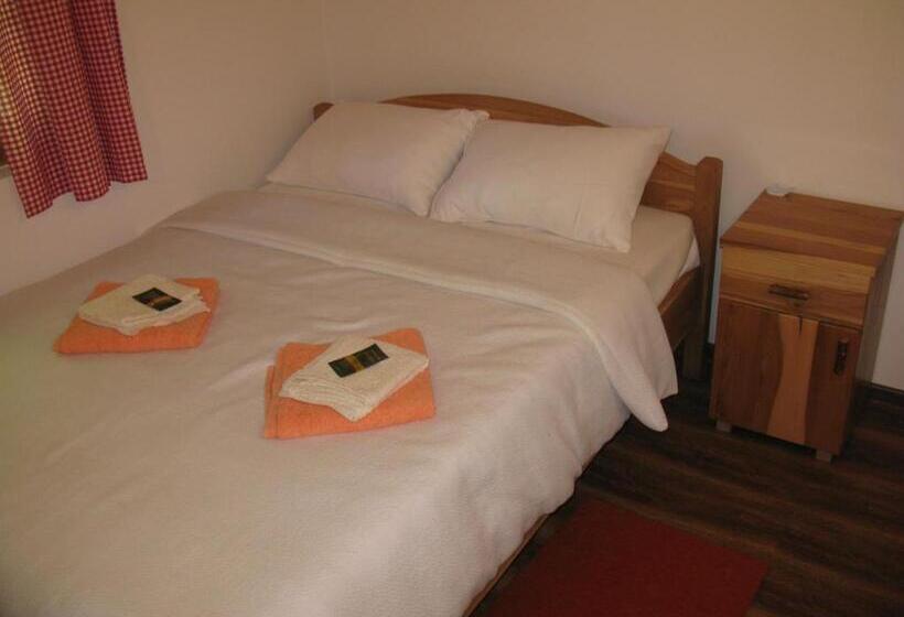 اتاق لوکس, Vodenica Lug