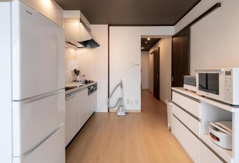 בית, חדר שינה 1, Little Santa