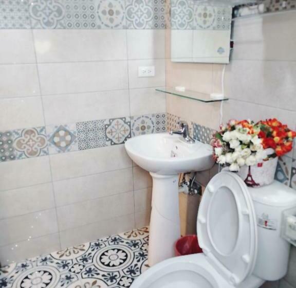 Economy Quadruple Room, Full House B&b