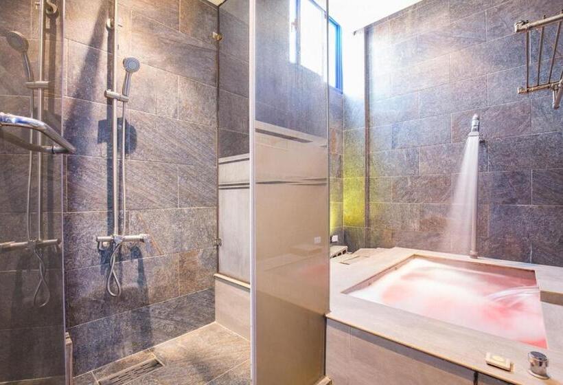 اتاق لوکس چهار تخته, Xiao Liuqiu Mediterranean B&b