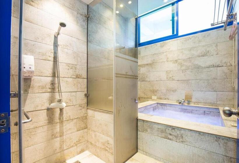 اتاق استاندارد چهار تخته, Xiao Liuqiu Mediterranean B&b