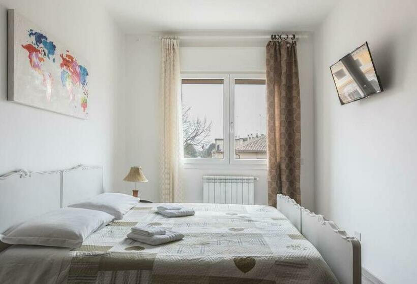 スタンダードトリプルルーム, Pop Art House Near Venice