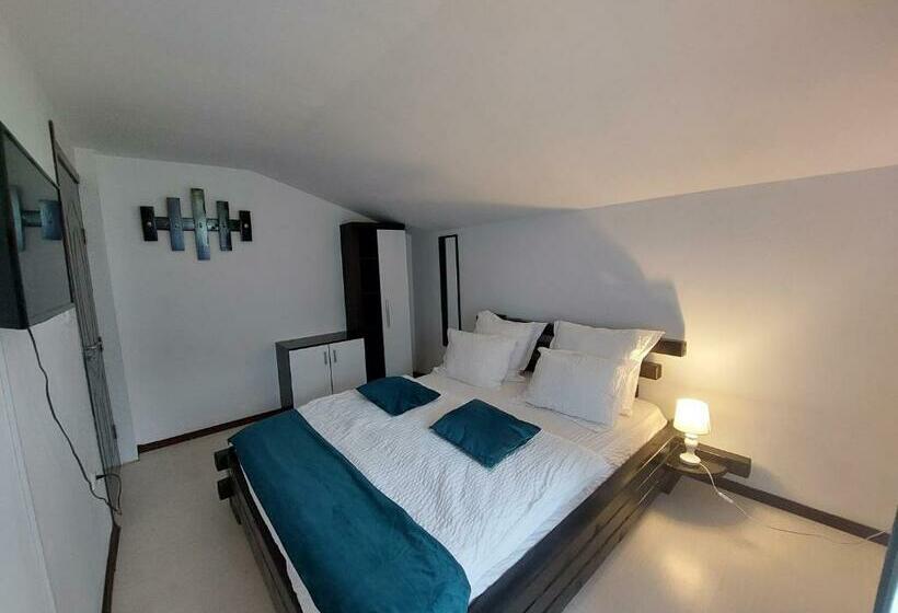 غرفة قياسية, Casa Nico Nelu Duplex