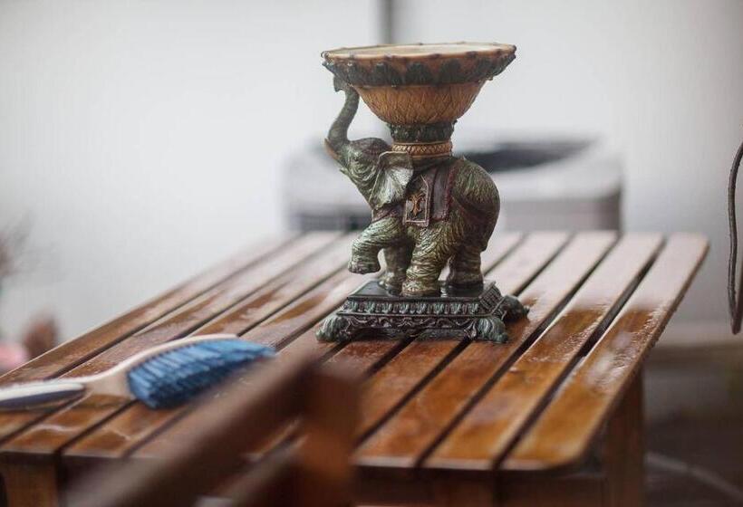 Kertre Néző Standard Szoba, Freeda S Place