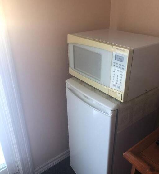 Standard Szoba, Freeda S Place