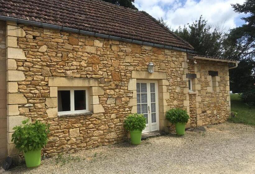 Casa 2 Dormitórios, Le Cuvier