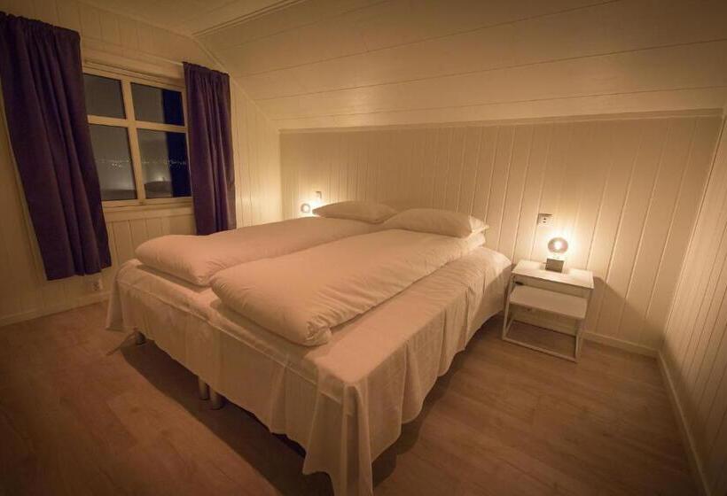 1 Sovrums Hus, Aurora Borealis Observatory