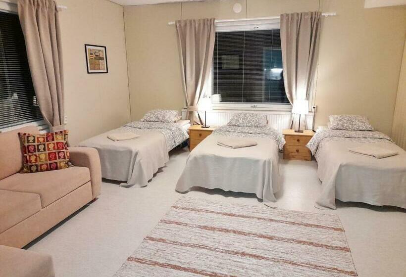 غرفة عائلية, Montolan Koulun Majatalo