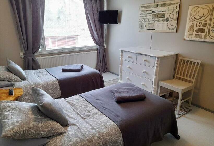 غرفة قياسية, Montolan Koulun Majatalo