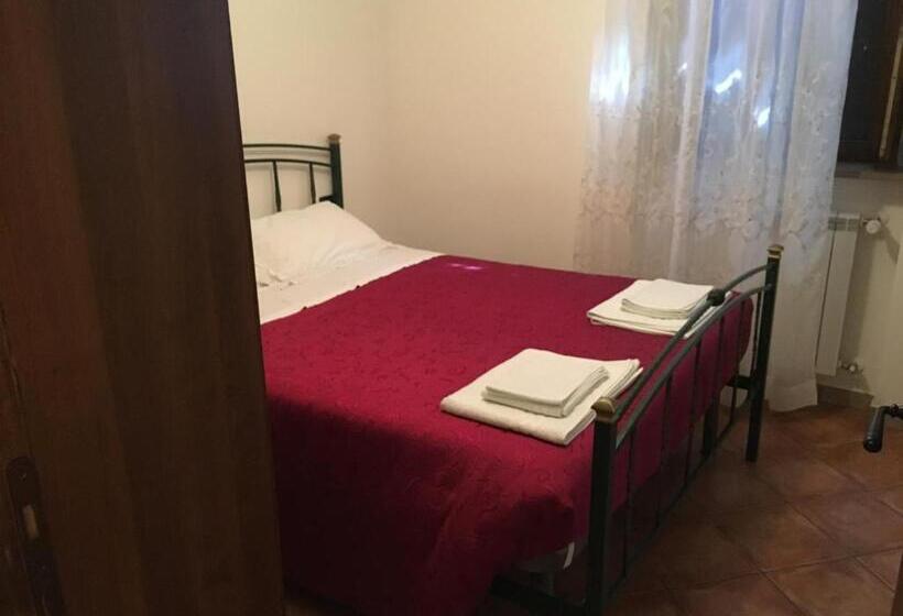 スタンダードルーム, Appartamenti E Camere Il Poggio Di D Angeli Lidia