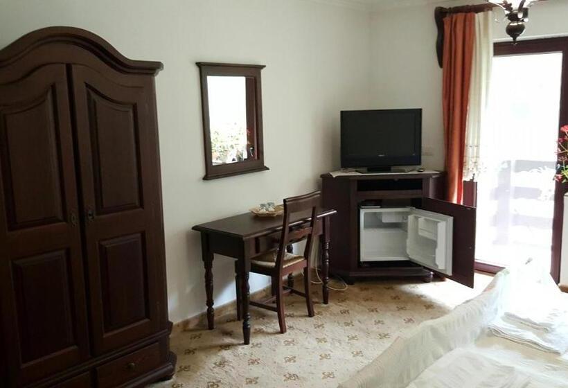 חדר אקונומי, Casa De Vis