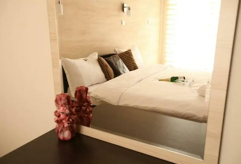 اتاق استاندارد با بالکن, Cuki Residence