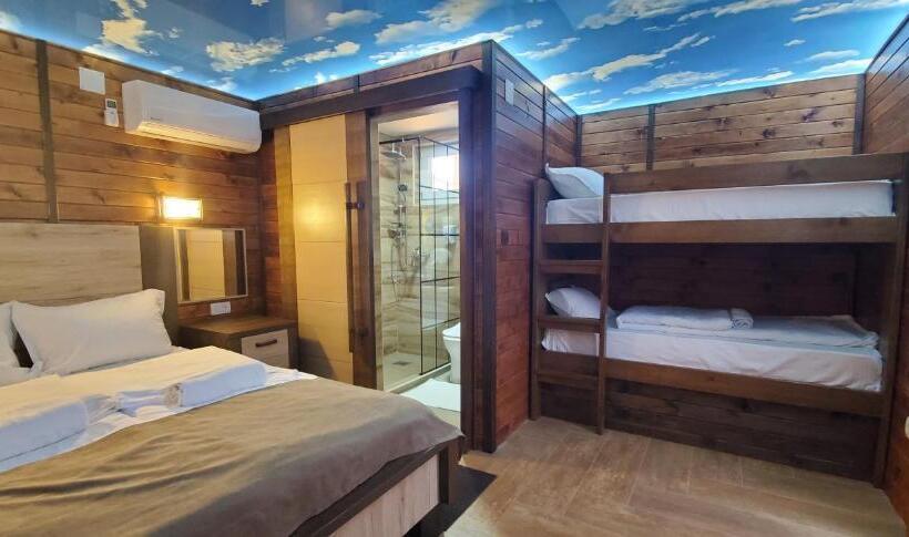 ویلای استاندارد با چشم‌انداز باغ, Cuki Residence