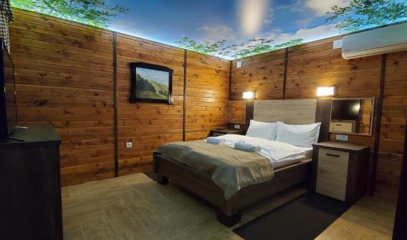 بانگلوی لوکس, Cuki Residence