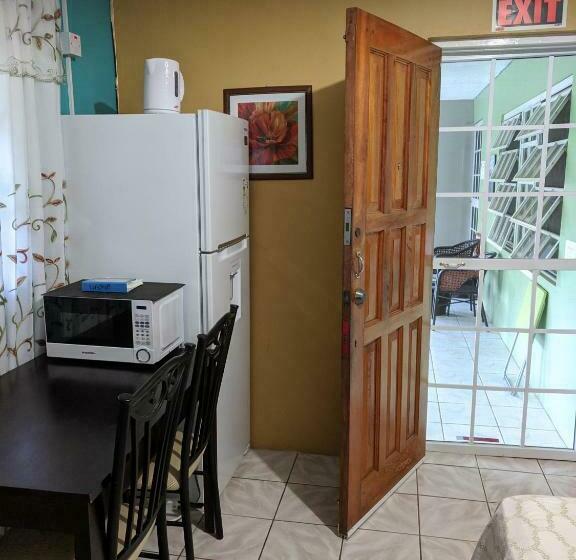 اتاق استاندارد, Ultimate Freedom Bed And Breakfast