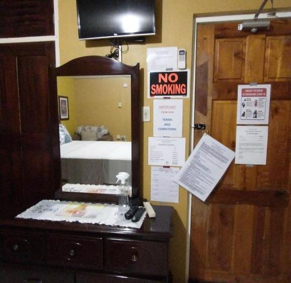 سوییت, Ultimate Freedom Bed And Breakfast