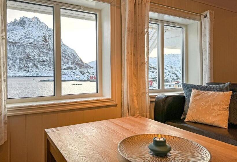 استودیوی استاندارد با چشم‌انداز دریا, Hamn I Senja