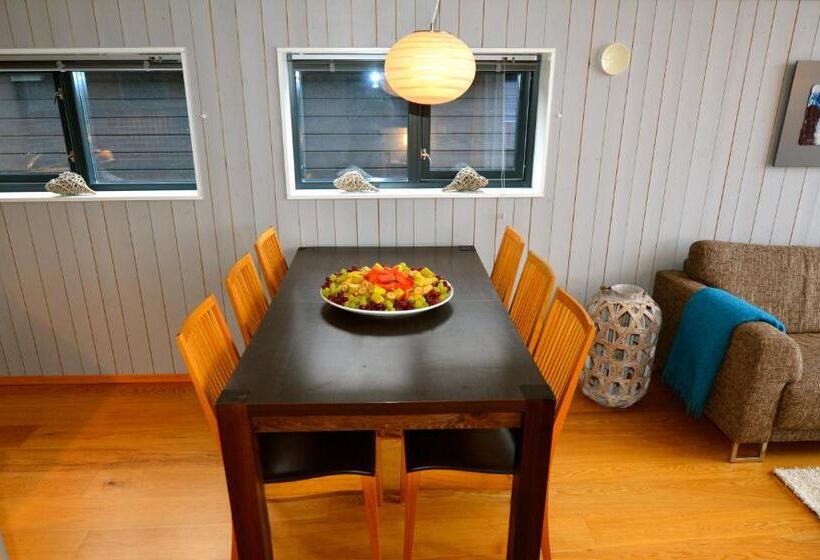 3 Bedroom Suite, Hamn I Senja