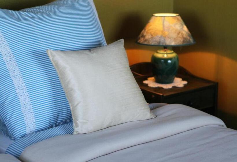 اتاق استاندارد, Luscher & Matiesen Muhu Winehouse