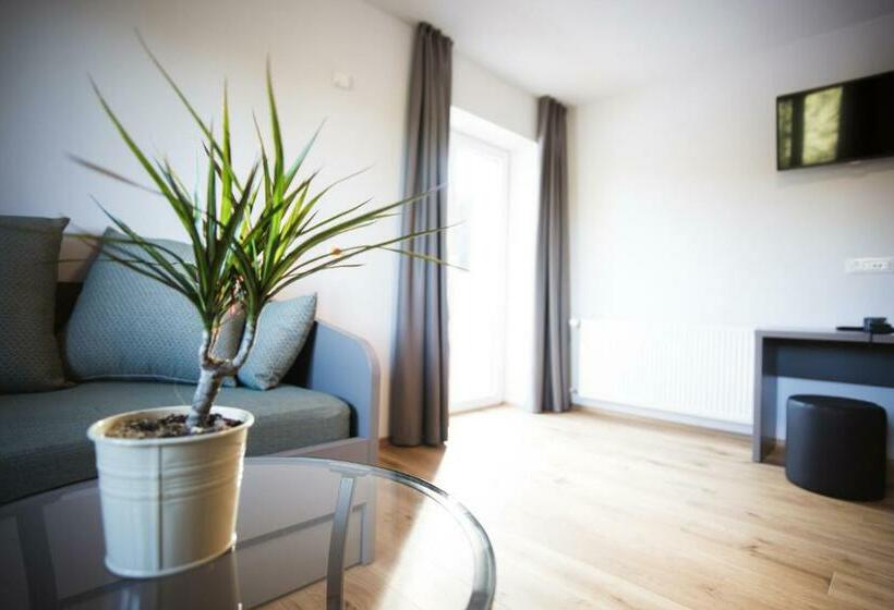 اتاق خانوادگی, Pokljuka