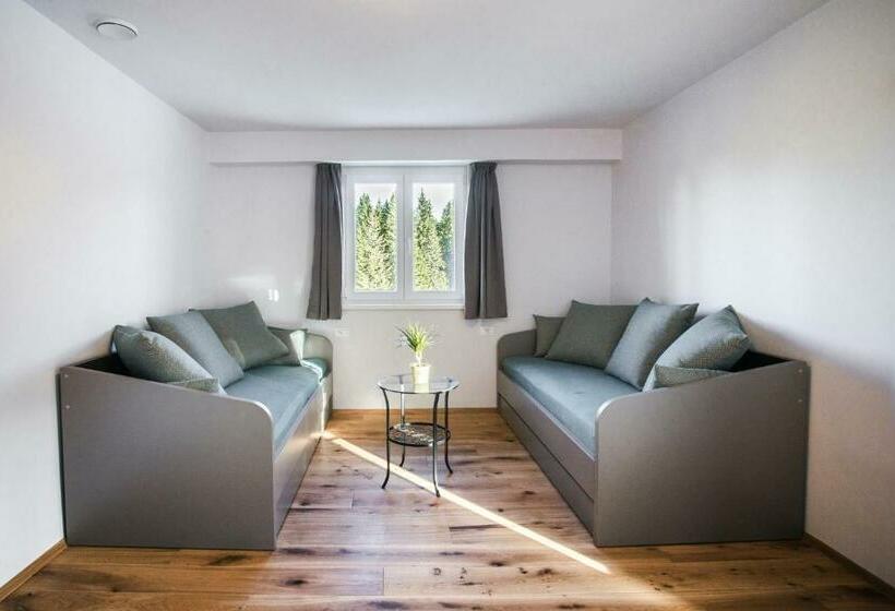 اتاق خانوادگی, Pokljuka