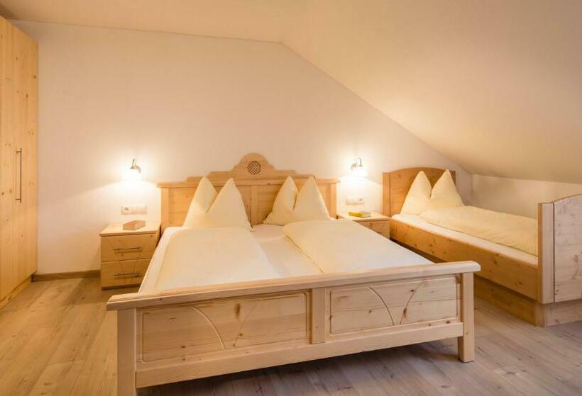 标准间, Speckstube Eggerhof