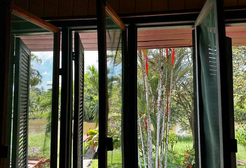 غرفة قياسية حمام مشترك, Veragua River House