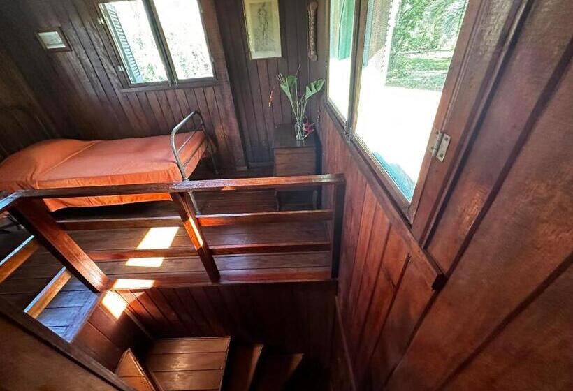 غرفة قياسية فردية حمام مشترك, Veragua River House