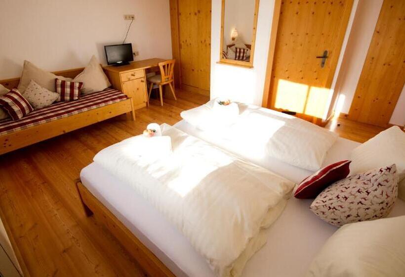 דירת חדר, Almdorf Tonnerhütte