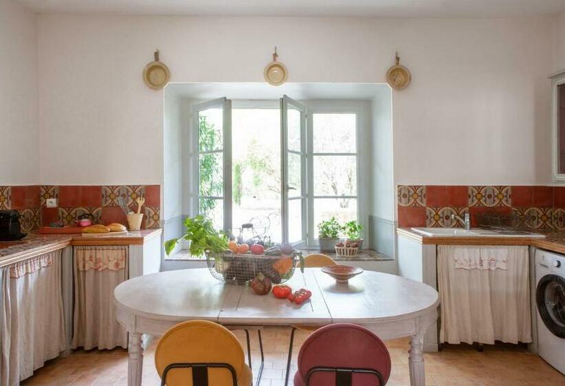 شقة 3 غرف, Domaine De Blanche Fleur